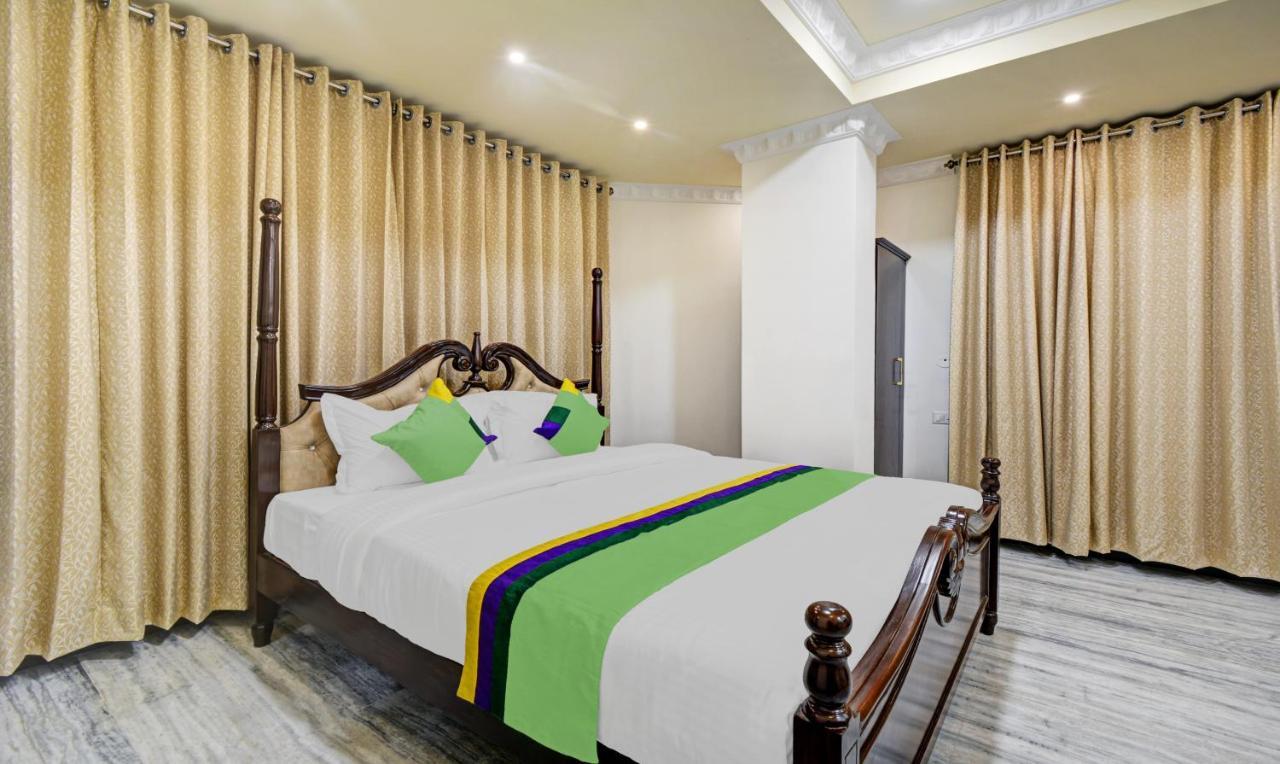 Treebo Jheel Mahal Hotel Udaipur Exterior photo